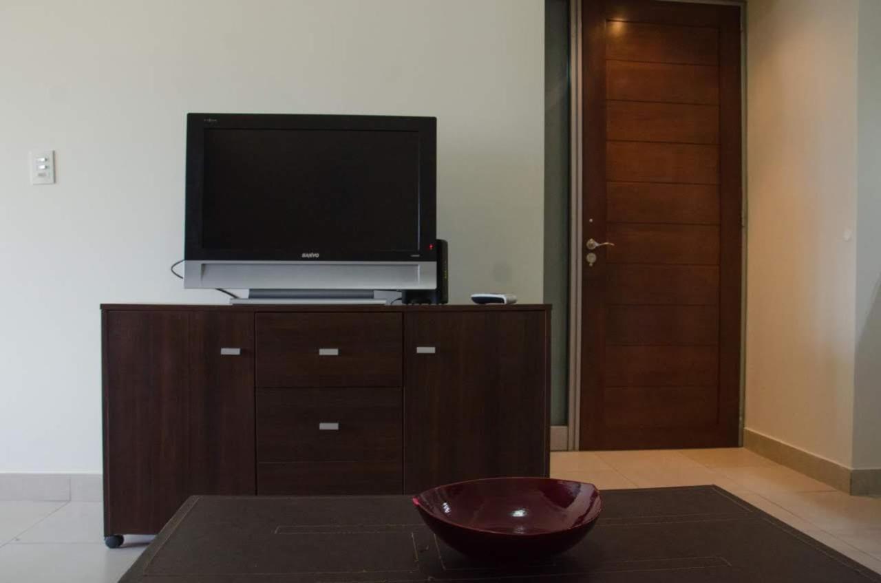 Departamento Centro Con Cochera Y Balcon, Soles De * Salta