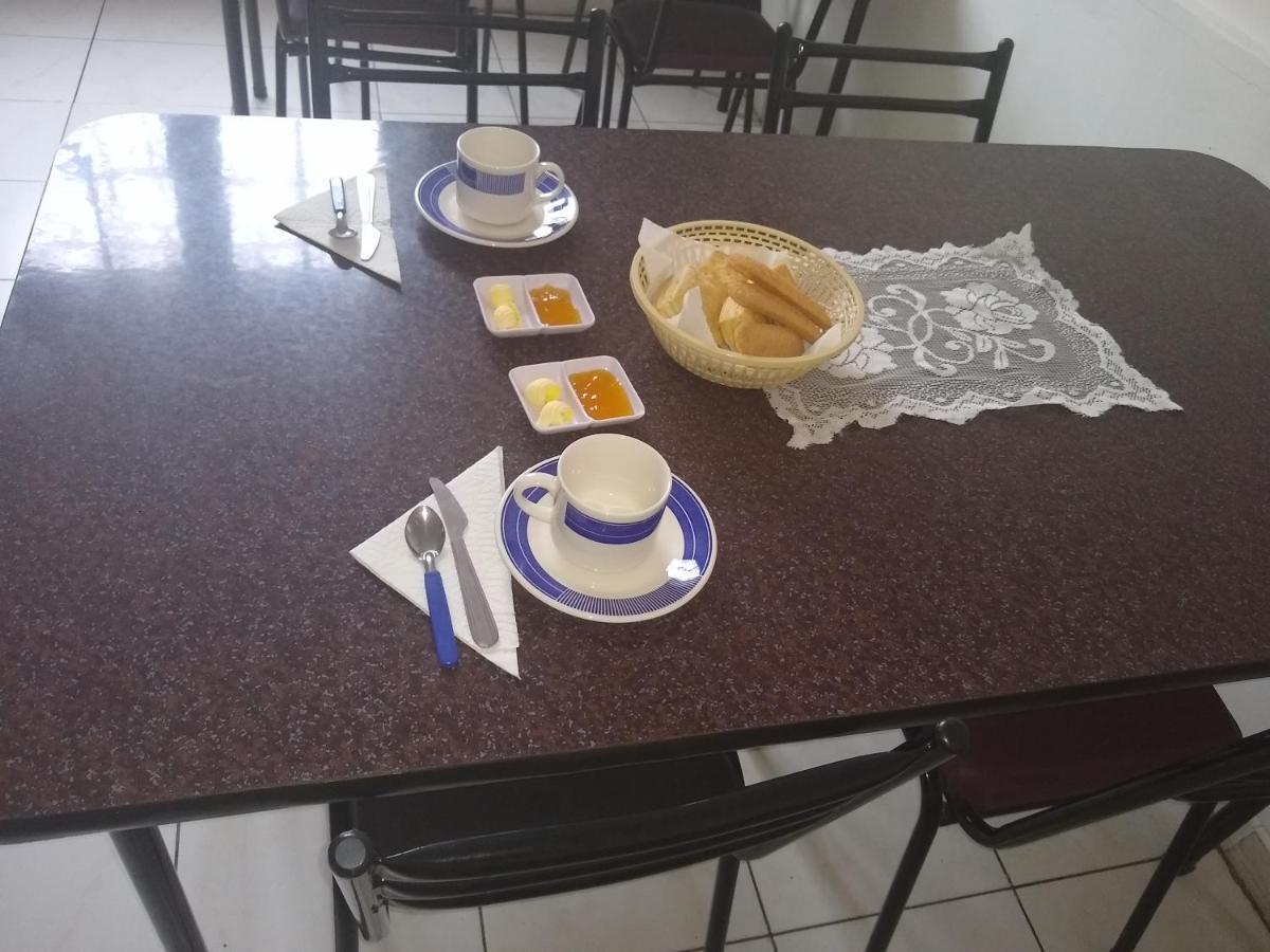 Pensión Nuevo Royal 2*