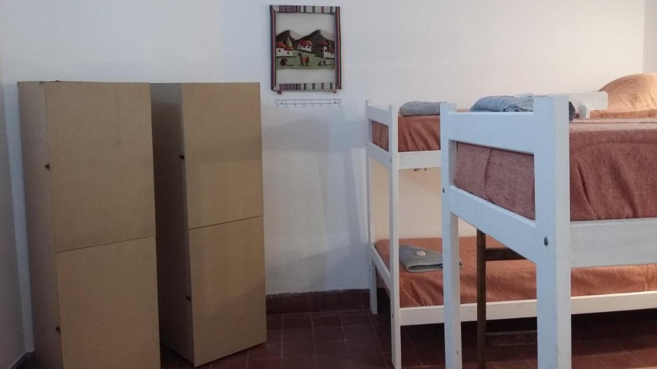 Hostal La Casa De Los Poetas *