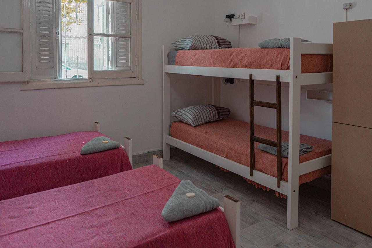 La Casa De Los Poetas Hostal