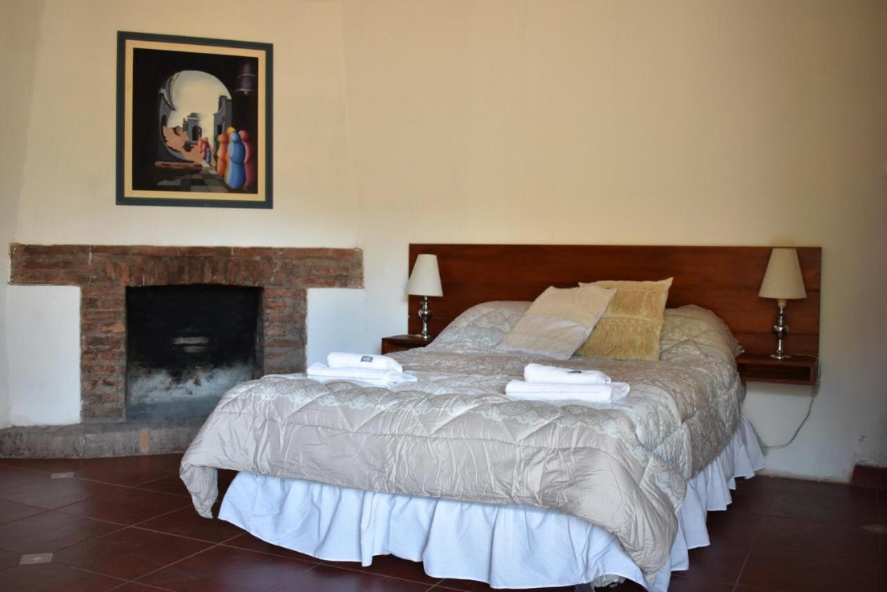 Las Camelias Inn *