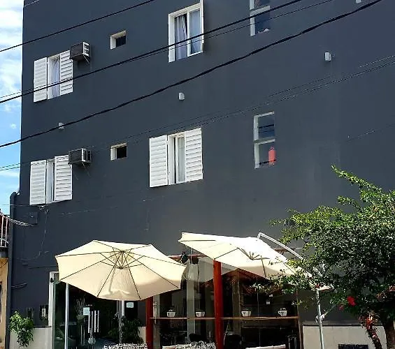 Hotel Iris
