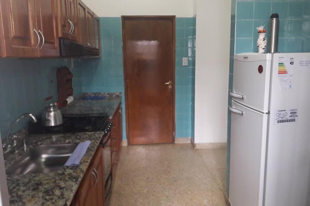 Apartamento Amplio Dpto En El Centro De Salta. *