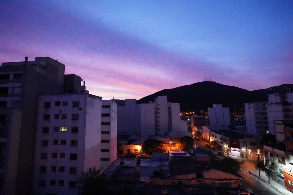Apartment Departamento Nuevo, Luminoso Y Completo En Vista Al Cerro Salta