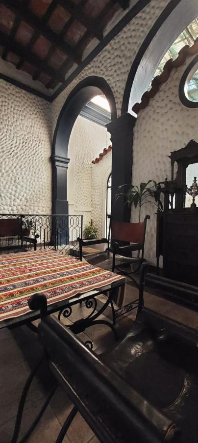 Pensión Casa De *