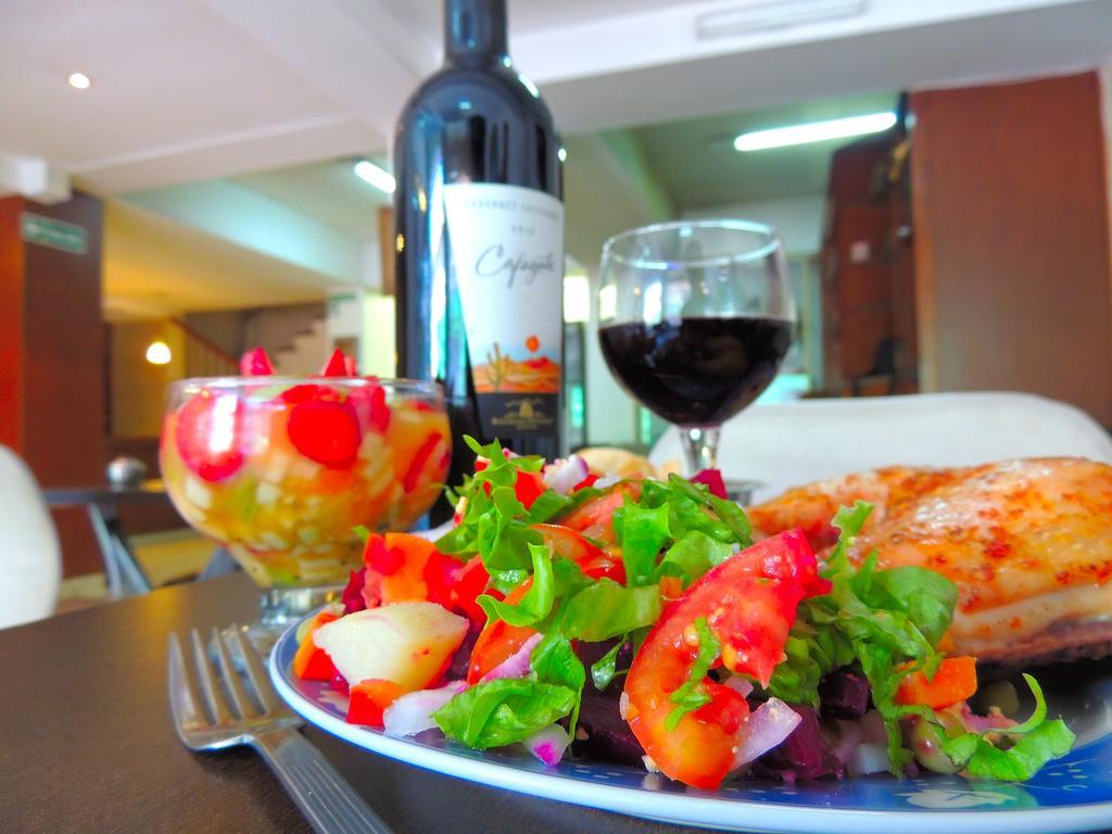 Hotel Mar Charbel Salta