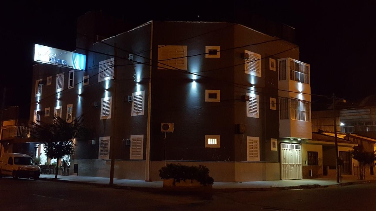 Iris Hotel