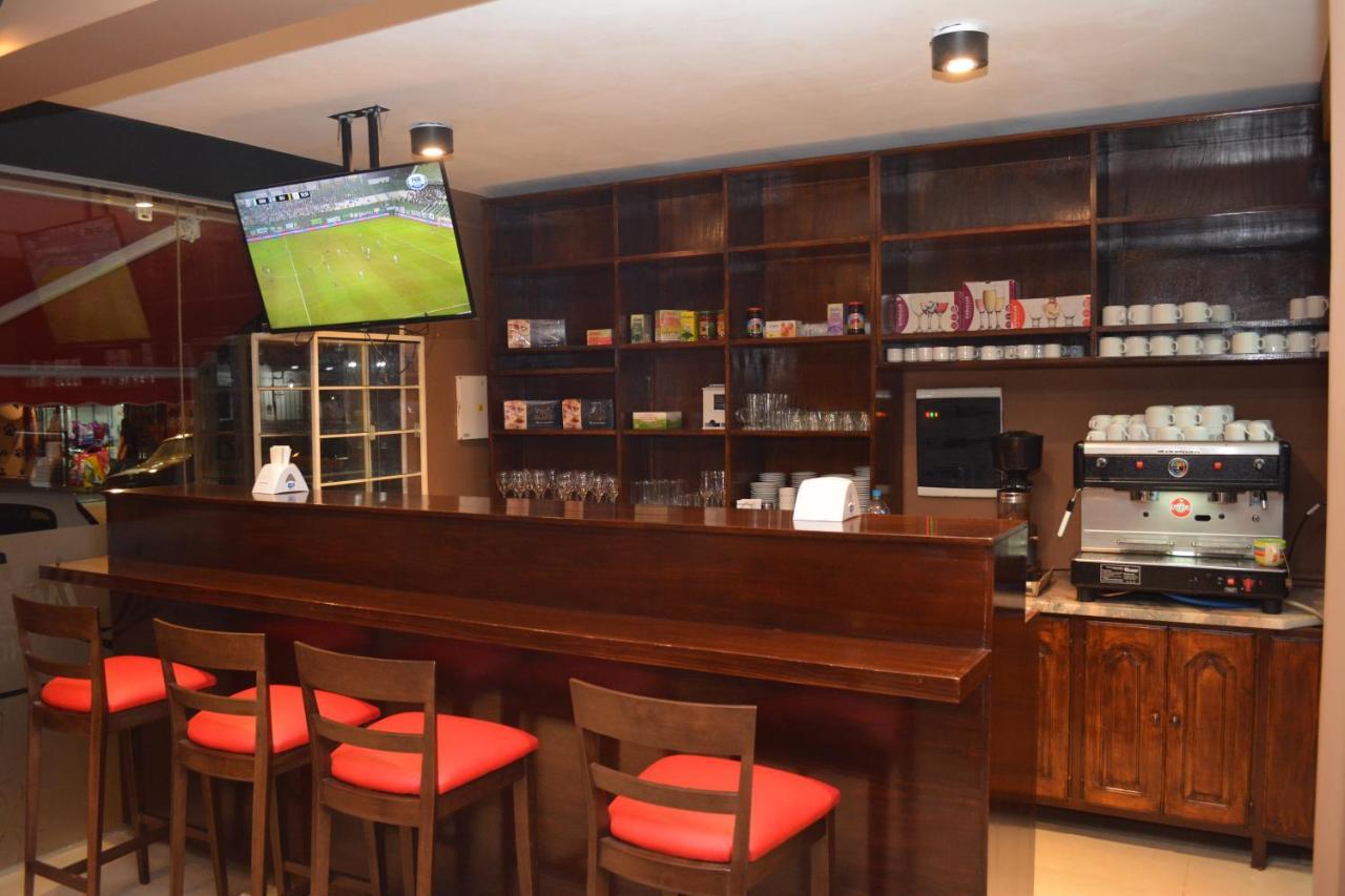 Isella Hotel