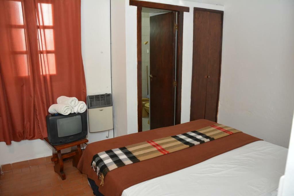Hotel La Tinaja De Salta