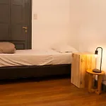 Dos Santos Hostel