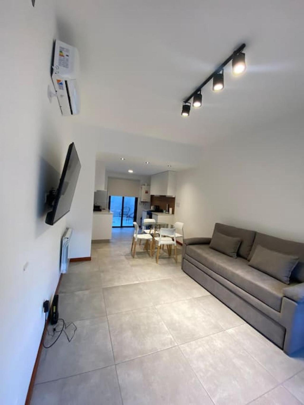 Dpto Con Patio En 1 Apartamento Salta