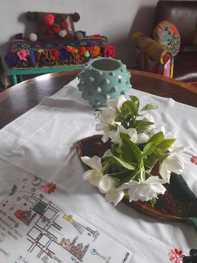 Con Encanto, Espacio Mundano Salta
